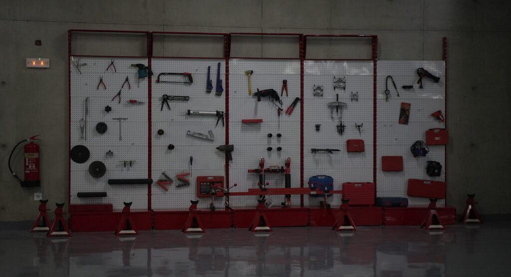 The Monza SAL technical center floor